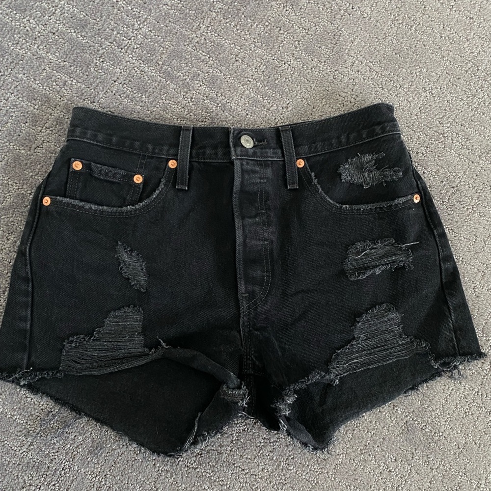 Black Levi’s Distressed Denim Shorts